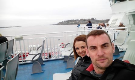 Selfie en el ferry cerca de Burdeos
