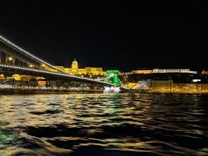 En barco por Budapest