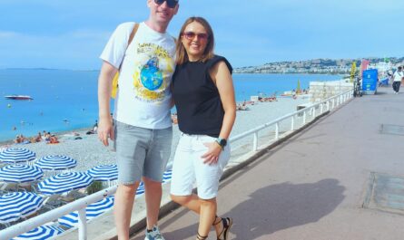 Fotografía de necesitamos viajar en el Paseo de los Ingleses de Niza